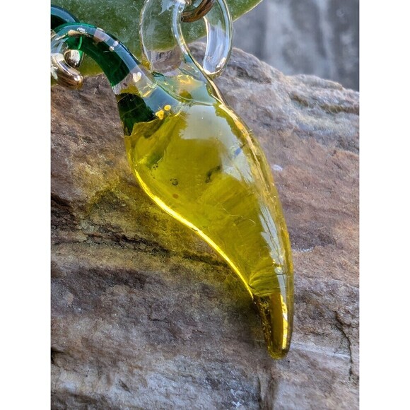 Vintage Chile Pepper Glass Earrings, Southwestern Jewelry - Picture 4 of 10